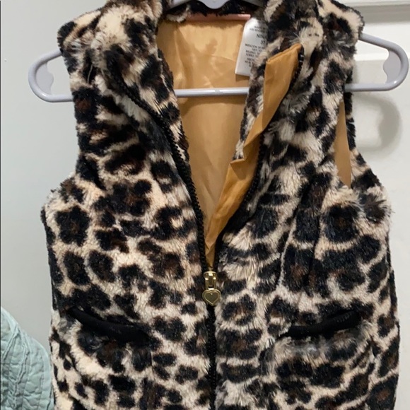 Vest - Picture 4 of 4